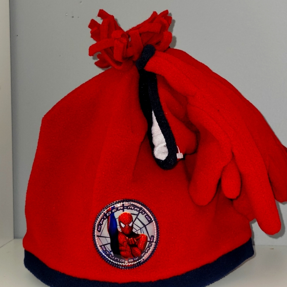 Spider man hat - Picture 2 of 2